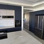 Luxury Seaview Апартаменты *
